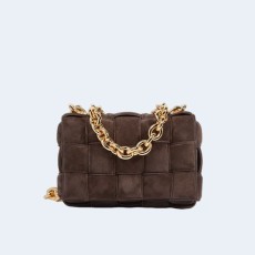 보테가 베네타 체인 카세트백 스웨이드 브라운